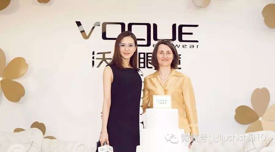 刘诗诗出席沃格眼镜2016春夏季新品发布会