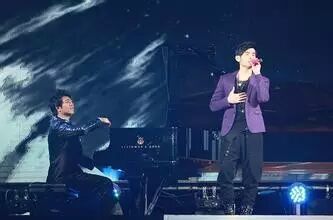 周杰伦&朗朗钢琴合奏+《红尘客栈》