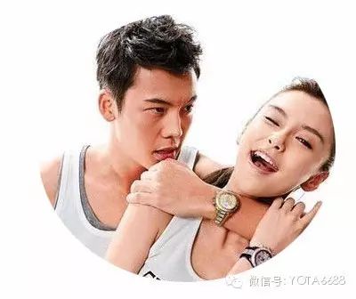 陈伟霆裸上身自拍 与baby露骨短信堪称一流