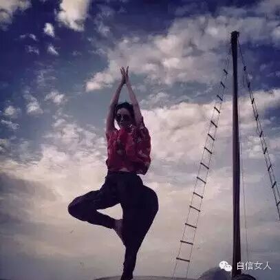 王菲凭什么让谢霆锋上瘾一辈子; 张柏芝输在哪里?