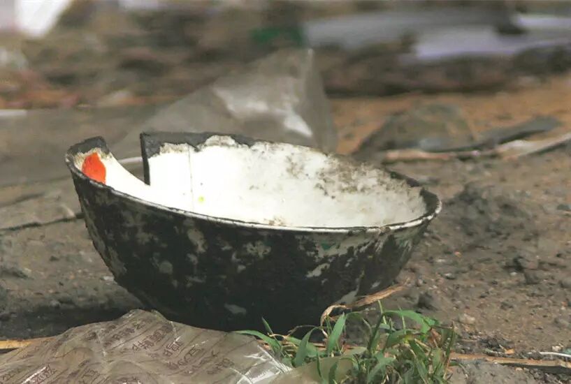 罗永浩的锤子情怀最后只能拿去喂狗