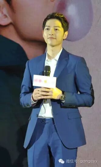 已婚贾乃亮竟和仲基欧巴“出柜“