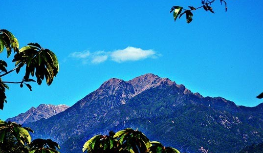 【云南的山】云南最高、最美的16座山峰大盘点，登山徒步爱好者的天堂！