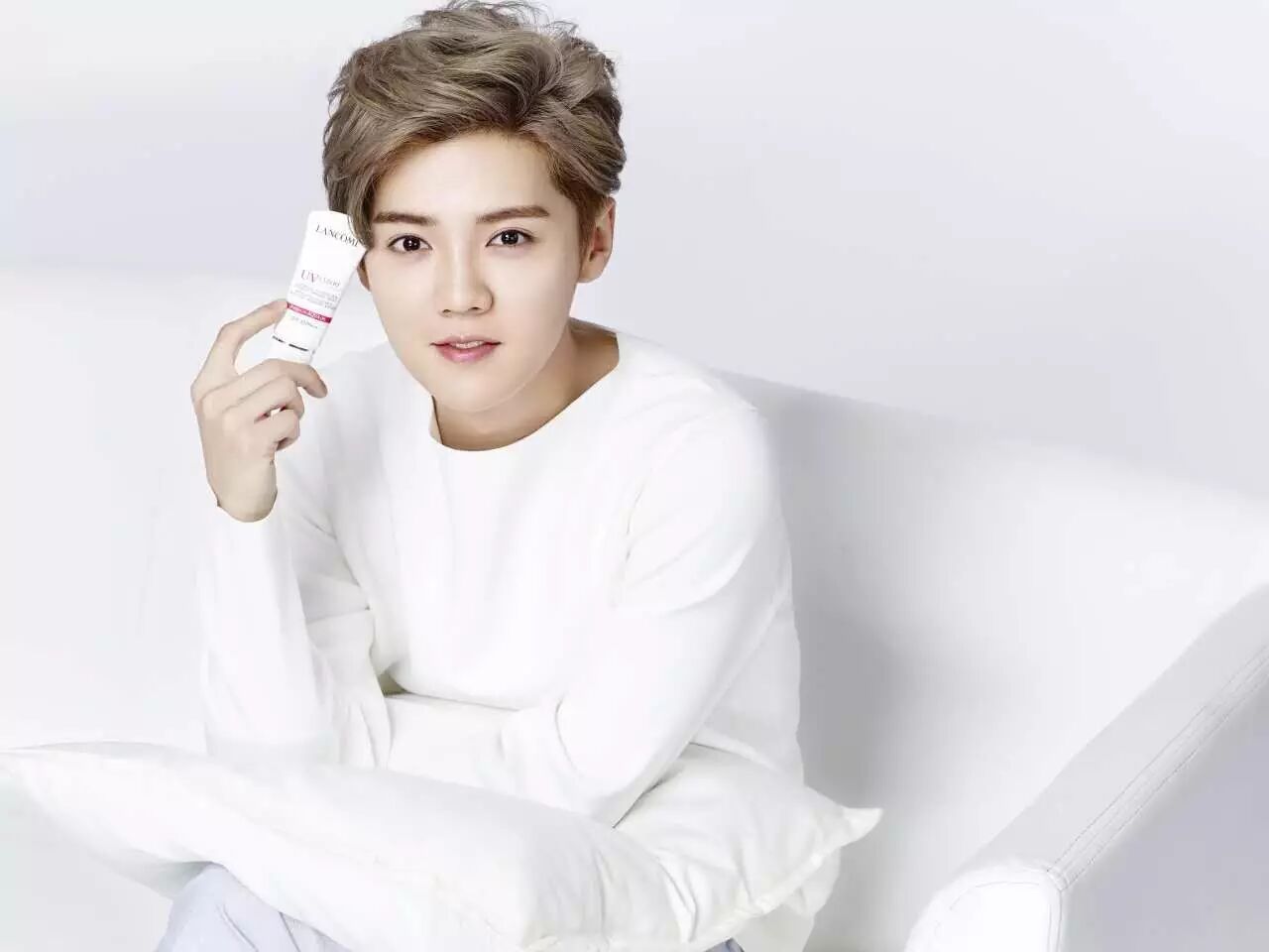 【兰蔻】“轻”使者-鹿晗演绎“轻”哲学