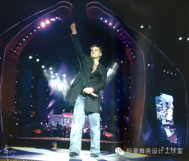 Robbie Williams Live in Leeds