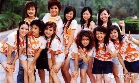 安又琪谭维维唐笑聚餐 你还认得出这些超女么