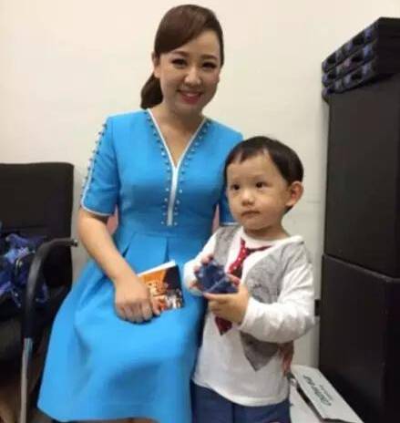 二孩风暴席卷娱乐圈 央视主持人怀二胎续写《我爱我家》生活版-怀孕期