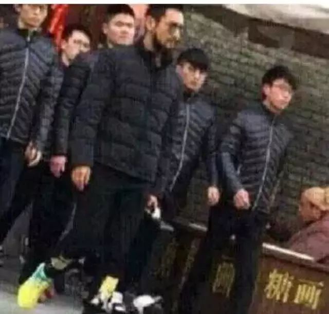 是什么原因让黄晓明如此动怒,带领剧组闯入跑男录制现场?