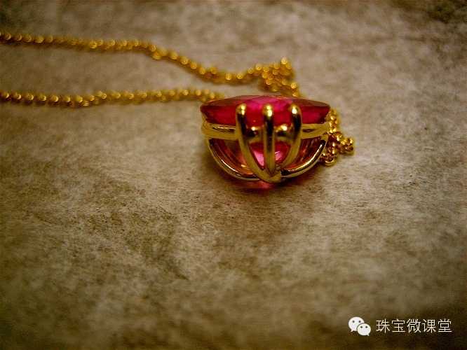 比钻石更珍贵的宝石『红色绿柱石』