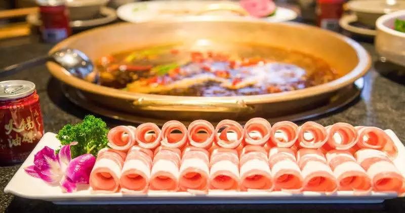 成都惊现最美花园火锅,在丛林里面吃火锅!打麻将!