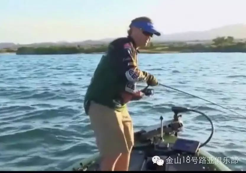为何路亚船钓赛事首选是鲈鱼