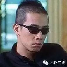 【焦点】陈小春转发一条信息,警察怒了:这样只会害了更...