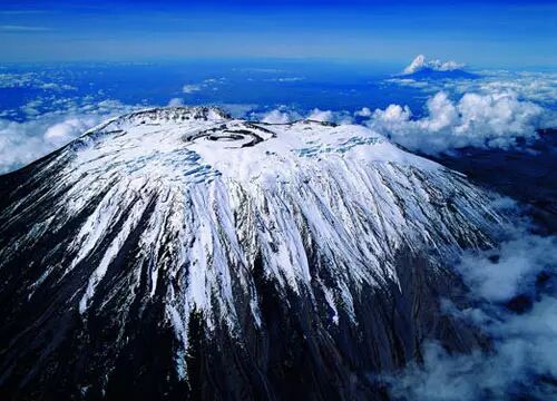 此生一定要登一座高山——乞力马扎罗