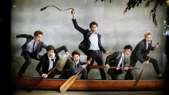 看鹿晗/吴亦凡如何扯掉领带!自由做男人!男人!!