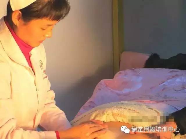 阳光嫂子催乳师温馨提示:产后开奶的时间及方法