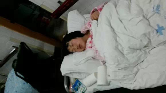 贵州金沙二中发生校内8女群殴1女学生事件，受害女学生服农药自杀身亡（真相）