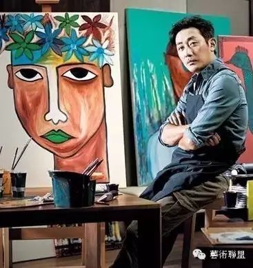 可以靠脸却非要靠才华,这个影帝的画连赵薇都抢着要!