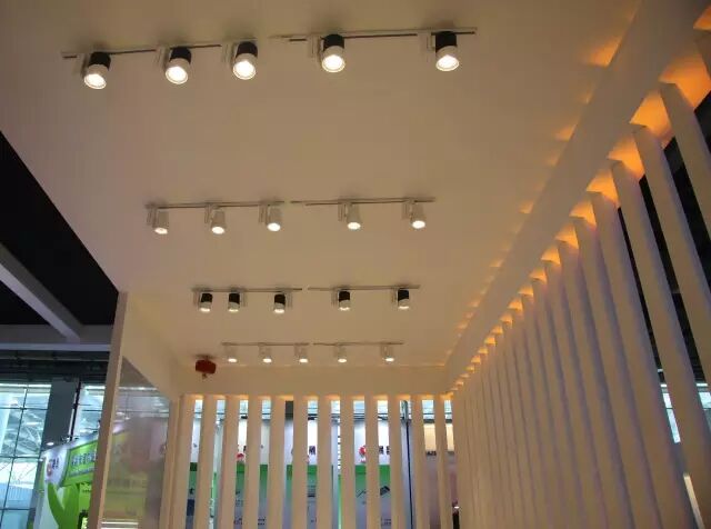 【光亚展】乐雷光电亮相2016广州国际照明展，现场新品引爆观众热情