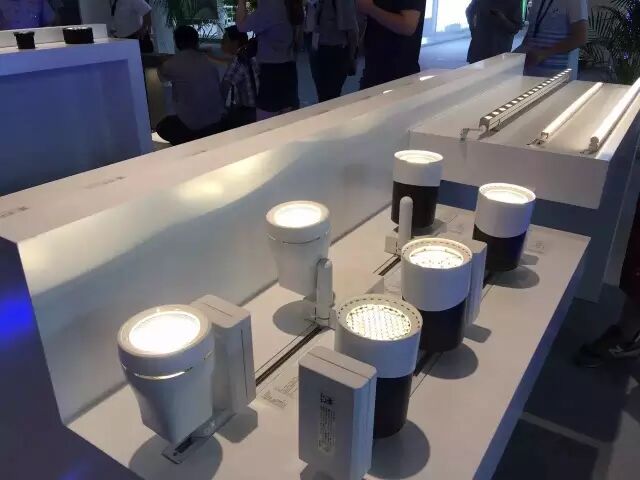 【光亚展】乐雷光电亮相2016广州国际照明展，现场新品引爆观众热情