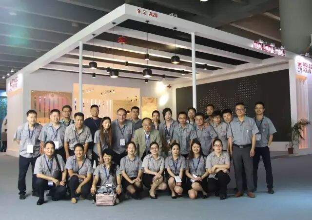 【光亚展】乐雷光电亮相2016广州国际照明展，现场新品引爆观众热情