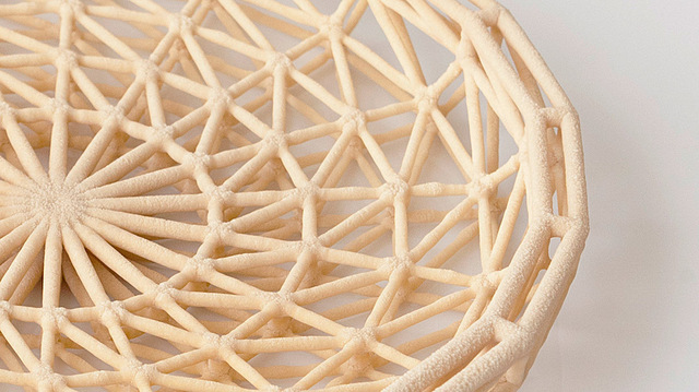 {材料}种石头 — Laura Lynn Jansen and Thomas Vailly