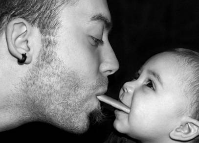 美国爸爸给孩子的8条家训 值得中国爸妈一看