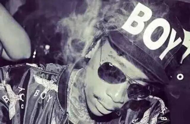 Wiz Khalifa 会说唱会穿衣的男人!