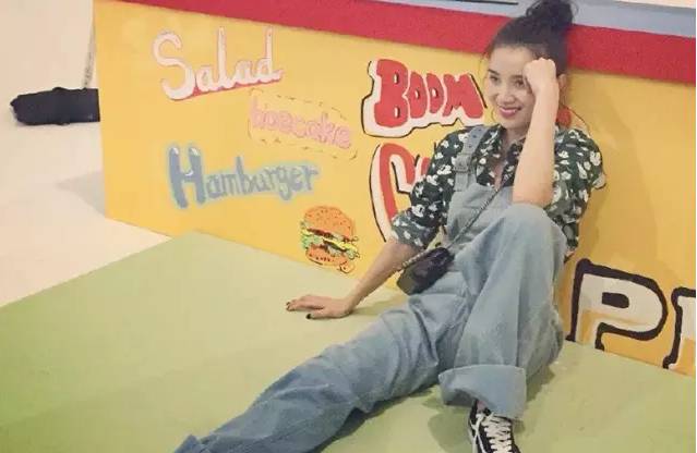 快跟刘诗诗学学!怎么穿阔腿裤打造2米大长腿!