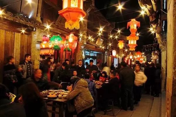 年味十足!盤(pán)點(diǎn)2月份中國(guó)最美的10個(gè)地方