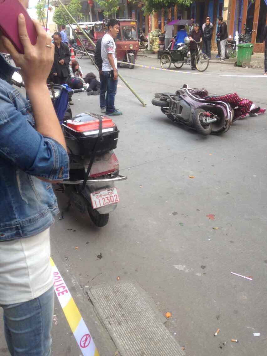 悲剧:宜山一四岁女孩被三轮车撞死?