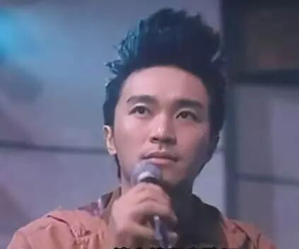 周星驰 HK又一电影被删片段流出...仲好睇过《美国队长3》!