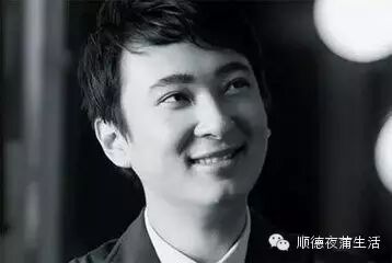 喜欢是宋仲基,爱是王思聪!