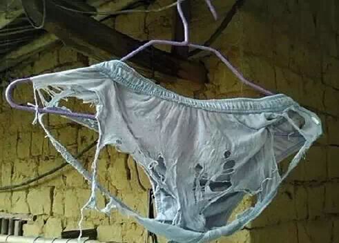 谁-敢-比-我-穷?谁比谁跪!!965 / 作者:红通通 / 帖子ID:111931 谁-敢-比-我-穷?谁比谁跪!!965 / 作者:红通通 / 帖子ID:111931