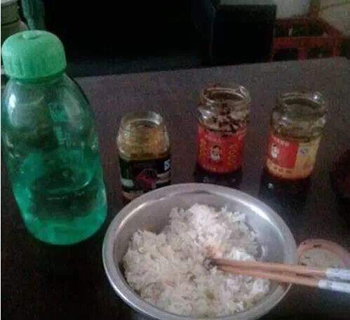 谁-敢-比-我-穷?谁比谁跪!!773 / 作者:红通通 / 帖子ID:111931 谁-敢-比-我-穷?谁比谁跪!!773 / 作者:红通通 / 帖子ID:111931