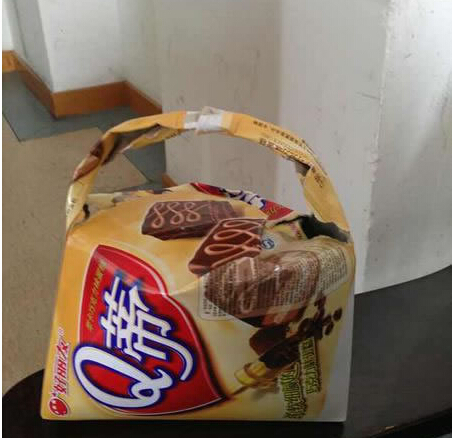 谁-敢-比-我-穷?谁比谁跪!!979 / 作者:红通通 / 帖子ID:111931 谁-敢-比-我-穷?谁比谁跪!!979 / 作者:红通通 / 帖子ID:111931