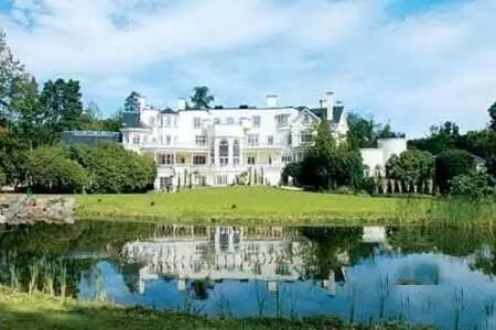 豪宅大揭秘，养鲸鱼、住古堡、高安保……你想得到吗？