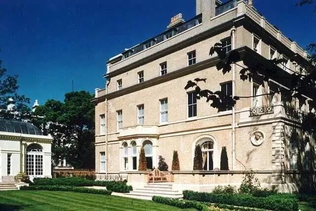 豪宅大揭秘，养鲸鱼、住古堡、高安保……你想得到吗？