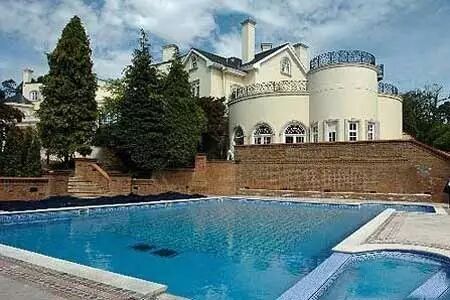 豪宅大揭秘，养鲸鱼、住古堡、高安保……你想得到吗？