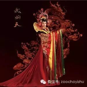 刘晓庆再度挑战“一代女皇”