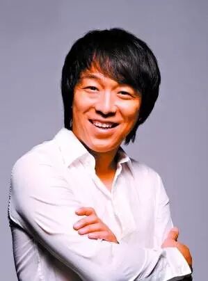 这块石头?成就了——黄渤!