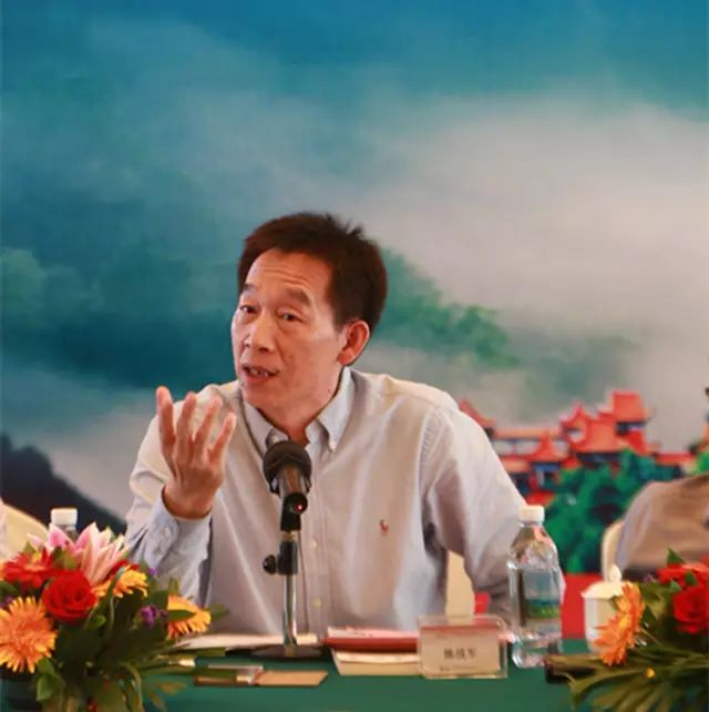 原贵州作家协会主席,《山花》文学月刊主编,贵州文学院院长何士光作