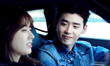 时尚大片依然可以性感迷人 这样一个戏里呆萌,戏外青春迷人的韩孝珠