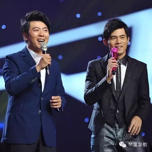 周杰伦、郎朗现场即兴创作演奏,音乐才子真的不是吹的!