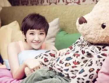 男人们承认吧，这就是你们想要的老婆！！