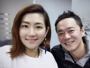 selina离婚  经历了毁容、痛苦,却经不起平平淡淡的生活