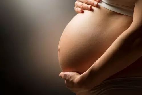 怀孕多久可以感受到奇妙的胎动?