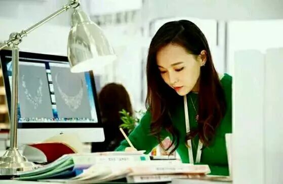 唐嫣结婚李易峰送祝福了吗_唐嫣结婚微博_李易峰微博叫唐嫣媳妇