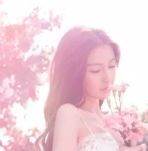 粉丝提问:Angelababy本人又黑又矮又难看?靳东戏路被...