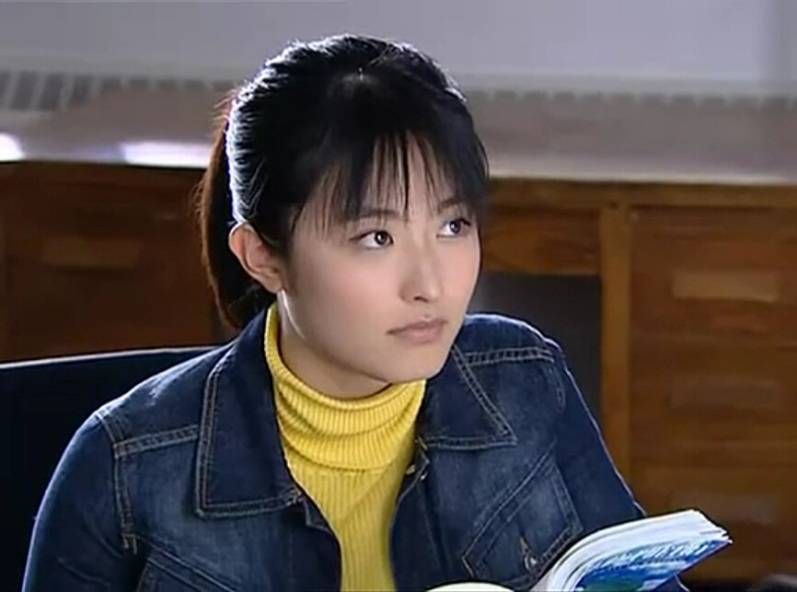 徐百卉:从海归新女性到沉稳女特工,她用实力证明,百变