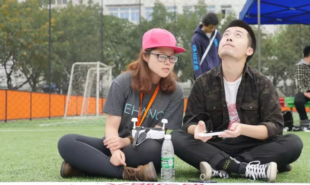 “高潮”時(shí)刻你如此手足無(wú)措，真的好嗎？！ | 無(wú)人機(jī)VR體驗(yàn)成都站